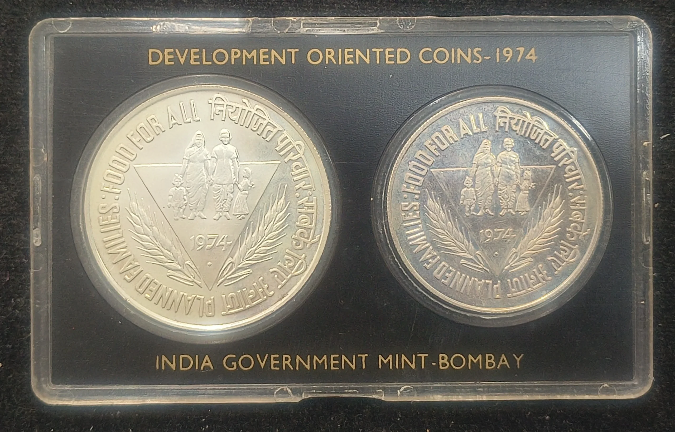 IMG_20260409_132905664.jpg Planned Families : Food For All Development Oriented Coins - 1974 India Government Mint Bombay - Image 1